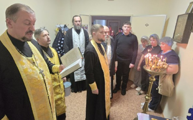 В Крещенский сочельник состоялось освящение Чернянской районной больницы