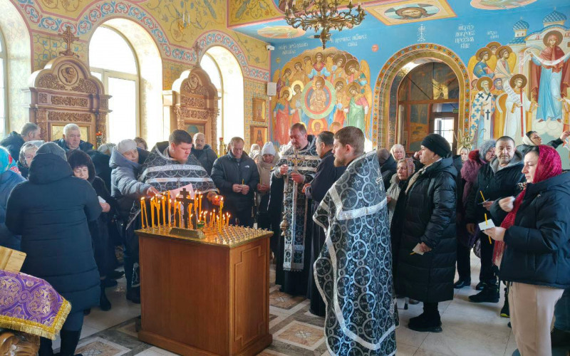 В День защитника Отечества и первый день Великого поста в Успенском храме почтили память павших воинов