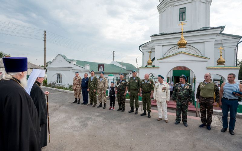 Состоялся архипастырский визит митрополита Иоанна в Старый Оскол