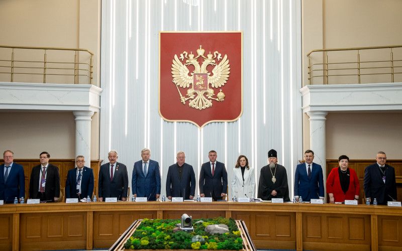 «Ни одна система ИИ не порождает сердца и совести»: митрополит Иоанн выступил на II Белгородском юридическом форуме