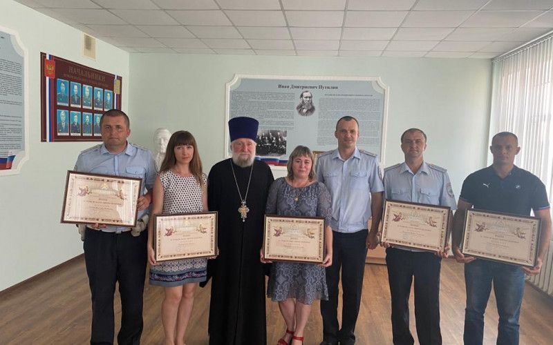 Поздравление сотрудников ГИБДД