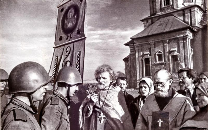Святая Русь против нацистского Вараввы