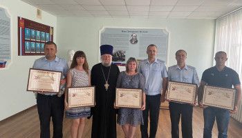 Поздравление сотрудников ГИБДД