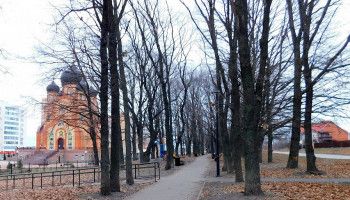 Аллея семьи, любви и верности