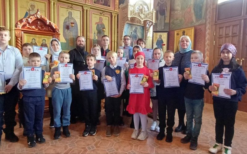 В Шебекино подвели итоги поэтического конкурса чтецов "Любить Родину-это почётно!"