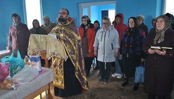 Первое богослужение в часовне села Солонец-Поляна