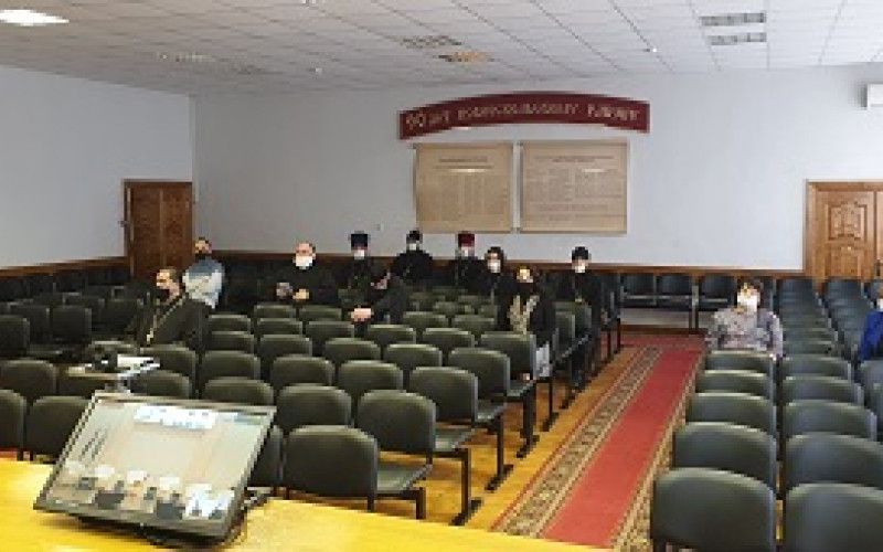 Духовенство благочиния Новооскольского округа и преподаватели Основ Православной Культуры приняли участие в XVIII Иоасафовских чтениях