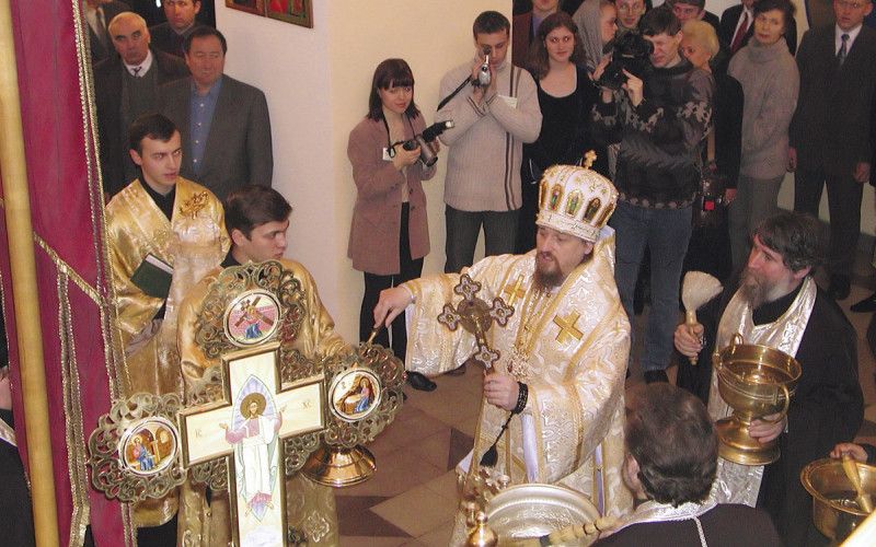 К 30-летию Белгородской и Старооскольской епархии. Летопись епархиальной жизни. Год 2003-й