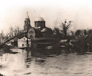 Александро-Невский храм на рубеже эпох