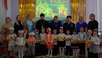 Рождественский утренник прошел в ездоченском садике "Сказка"