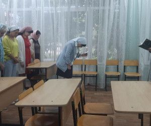 В Белгородской школе №36 совершили молебен перед началом учебного года