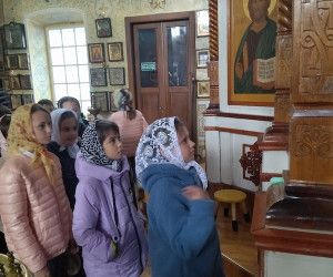 Новооскольские школьники пришли с экскурсией в храм