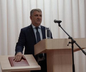 Новоизбранного главу Чернянского района благословили на труды во благо жителей