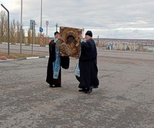 В Старом Осколе состоялся крестный объезд с чудотворной иконой Казанской Божией Матери