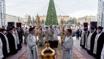 В светлый праздник Рождества Христова в Белгороде прошел традиционный Крестный ход