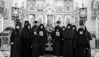 Архиерейское служение в понедельник Страстной седмицы