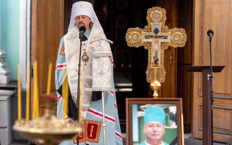 В Белгороде простились с заслуженным врачом Российской Федерации Владимиром Куликовским
