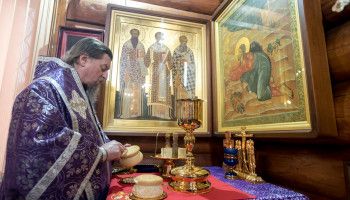 Архиерейское служение в Неделю 4-ю Великого поста