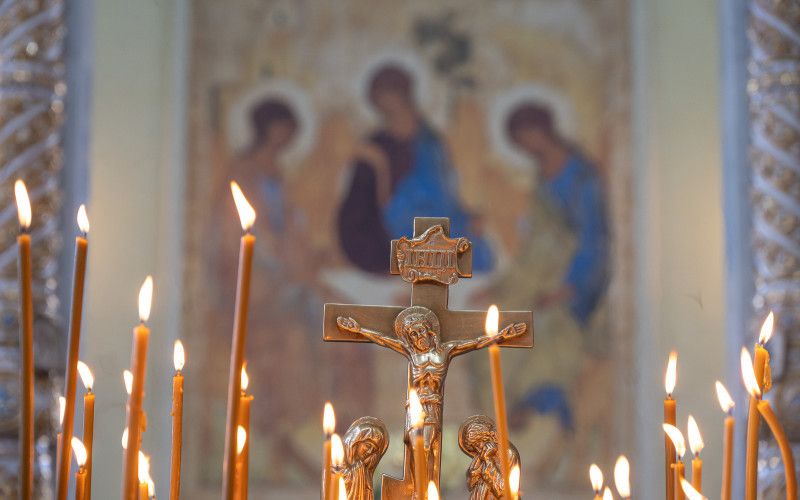 Архиерейское служение в Троицкую родительскую субботу