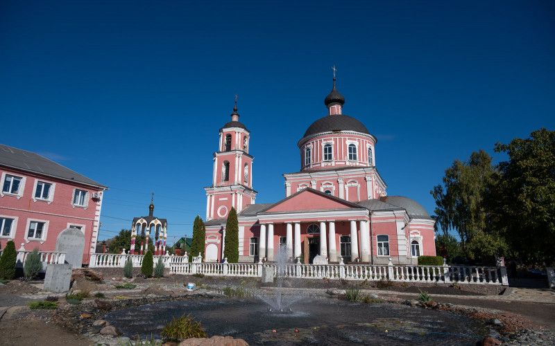 Крестовоздвиженский храм Старого Оскола отметил свое 220-летие