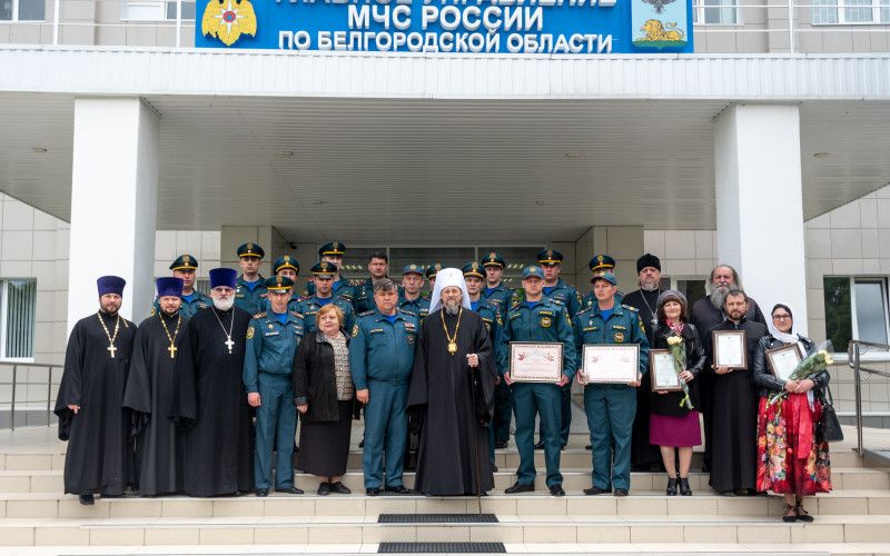 2 июня у Главного управления МЧС России по Белгородской области освящена часовня-ротонда в честь великомученика Георгия Победоносца