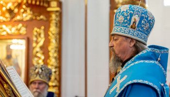 Митрополит Иоанн поздравляет верующих с праздником Рождества Пресвятой Богородицы