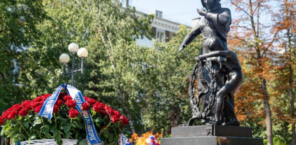 Белгород отметил 83-ю годовщину освобождения от немецко-фашистских захватчиков