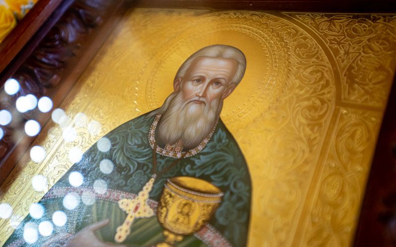 "Божественных Тайн благоговейный служитель и дерзновенный молитвенник о людях..."