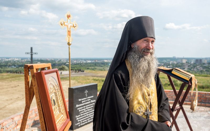 Иеромонах Серафим (Богров) написал песню к 80-летию освобождения Белгорода