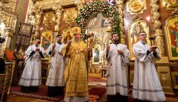 «Сей день, его́же сотвори Госпо́дь, возра́дуемся и возвесели́мся в онь!»