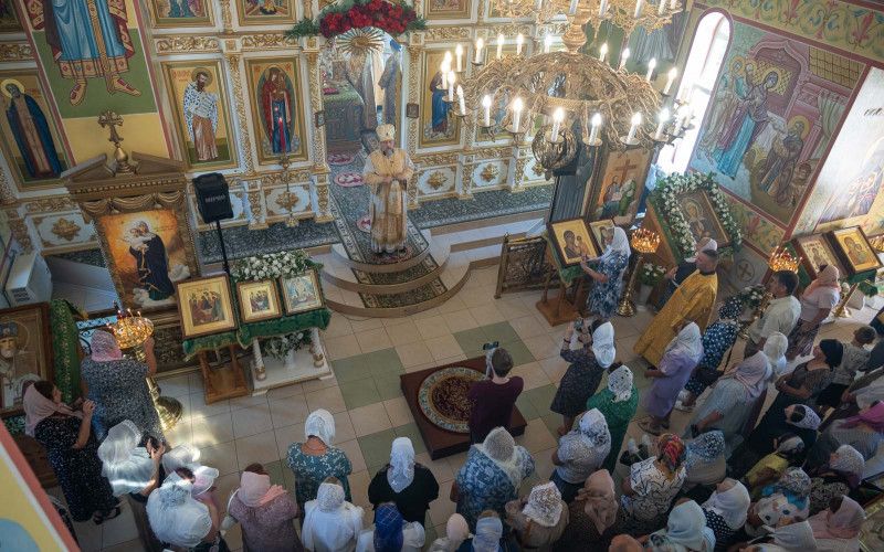 Архиерейское служение в Неделю 6-ю по Пятидесятнице