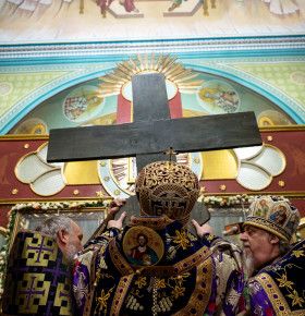 «Праздник Воздвижения Честного и Животворящего Креста Господня – это красота Церкви»