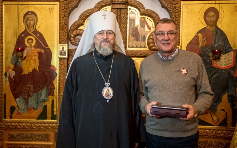 В Старом Осколе вручили орден Андрея Иконописца