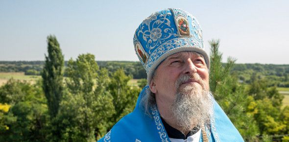Митрополит Иоанн совершил Божественную литургию в день памяти Донской иконы и день своего рождения в Холковском монастыре