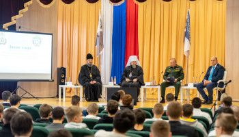 Митрополит Иоанн встретился со студентами машиностроительного техникума