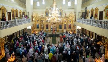 «Любовь побеждает смерть»: митрополит Иоанн совершил Литургию в день памяти мучениц Веры, Надежды, Любови и матери их Софии