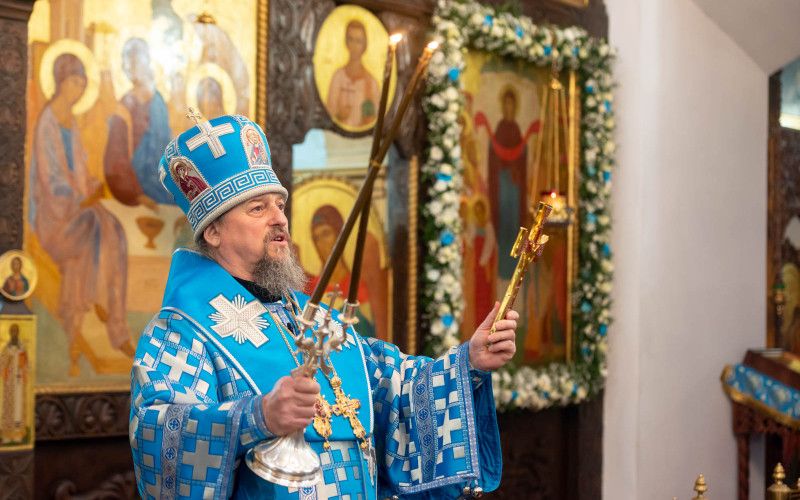 Митрополит Иоанн поздравляет верующих в праздником Покрова Пресвятой Богородицы