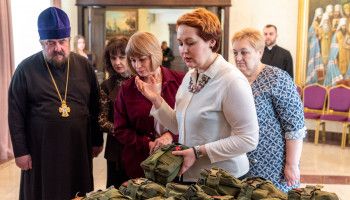 Белгородская митрополия передала 400 аптечек в приграничные районы