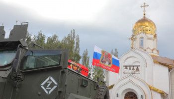 Мощи благоверного князя Александра Невского посетили три храма, посвященных этому святому