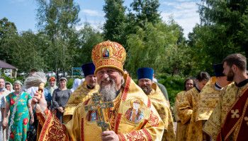 Митрополит Иоанн в день Крещения Руси: «Князь Владимир благословляет Белгород и защищает в наше трудное время»