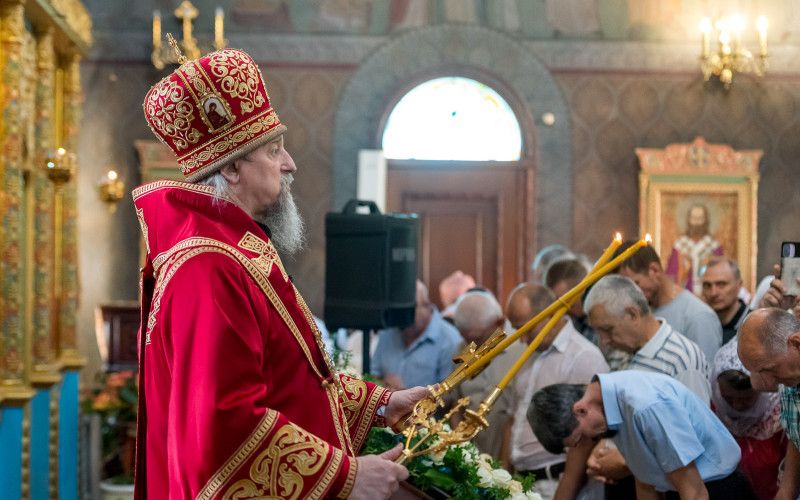 Архиерейское служение в Неделю 6-ю по Пасхе