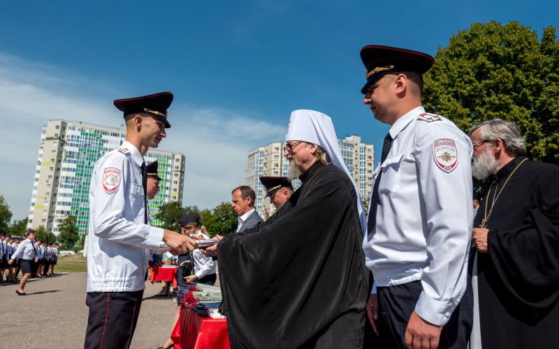 Выпускникам Белгородского юридического института МВД России имени И.Д. Путилина вручили дипломы
