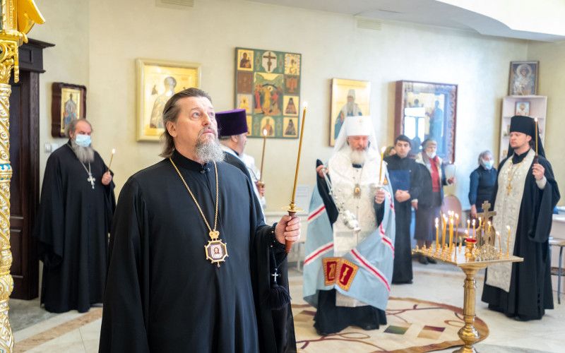Память всех безвинно убиенных молитвенно почтили в Белгороде