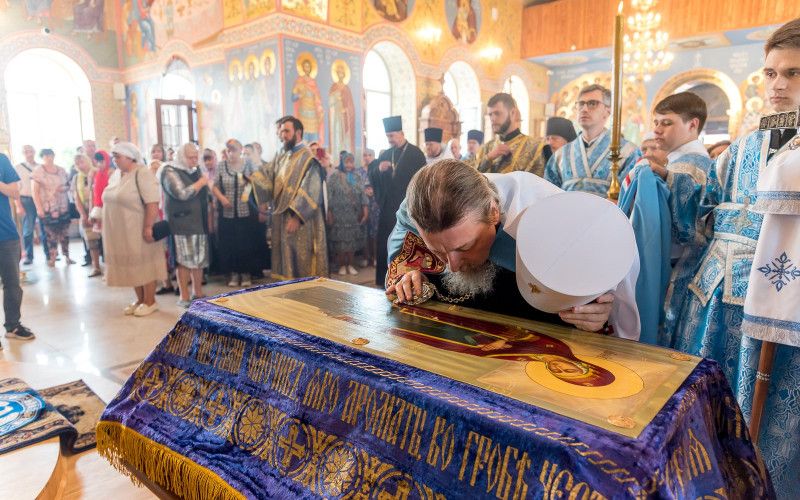 «К жизни Ты перешла, как Матерь Жизни…»