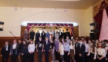 Музыкальная постановка "Ольгин бал" стал праздником для новооскольских школьников
