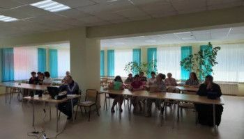 В новооскольской библиотеке прошло мероприятие, посвященное празднику Святой Троицы