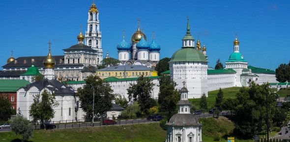 Глава Белгородской митрополии принял участие в престольных торжествах в Троице-Сергиевой лавре
