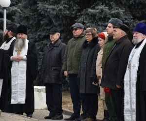 Жители Нового Оскола отметили 80-ю годовщину освобождения города от немецких захватчиков