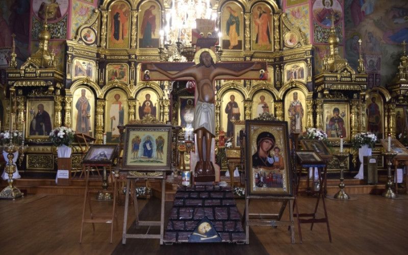 Небоявленный Животворящий Крест Господень посетил Старый Оскол