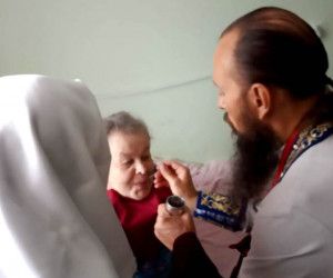 Накануне Праздника Успения 26 подопечных Белгородского хосписа получили Святое Причастие